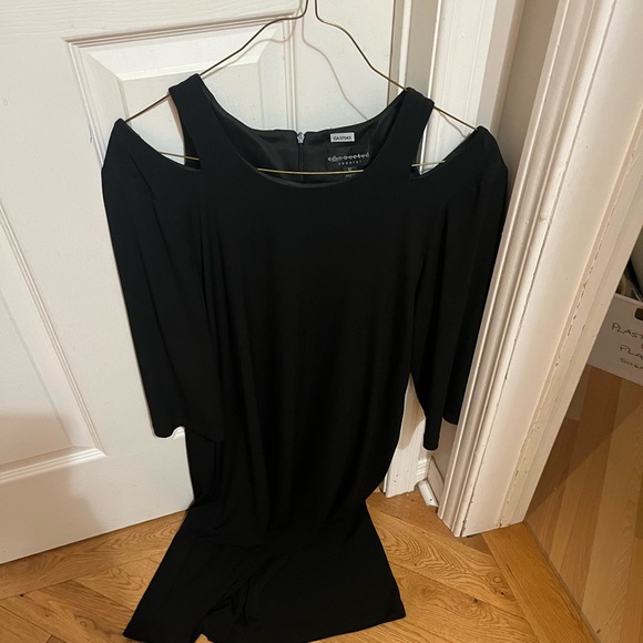 Size 12 black dresss - Picture 3 of 3